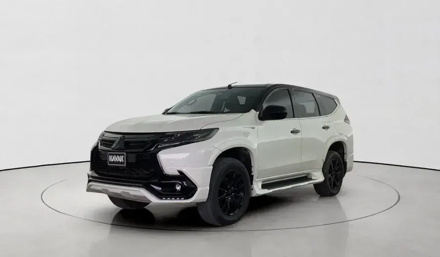 Mitsubishi Montero 2019