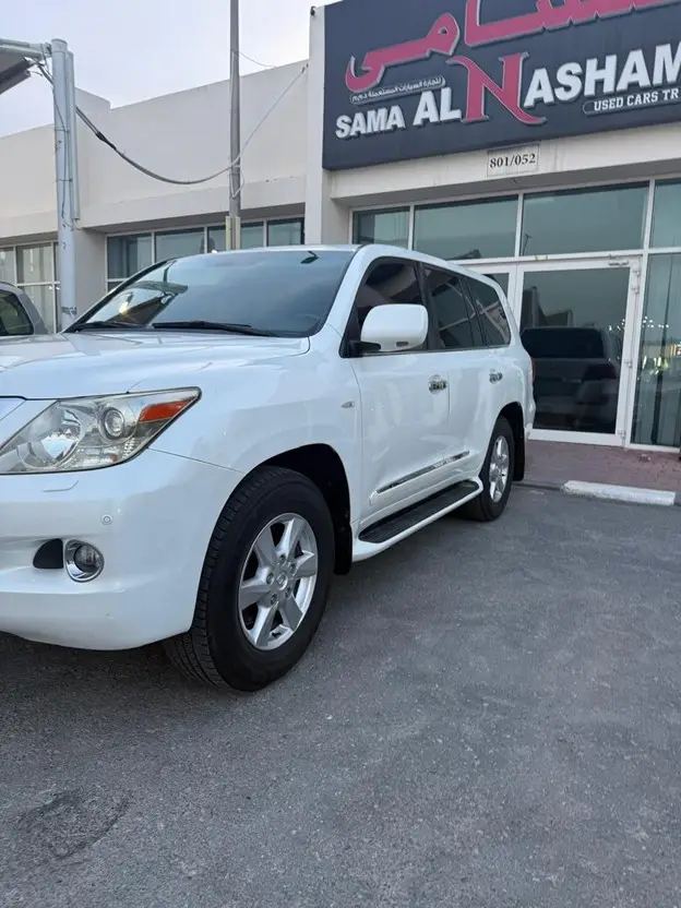 Lexus LX 2009 5.7CC