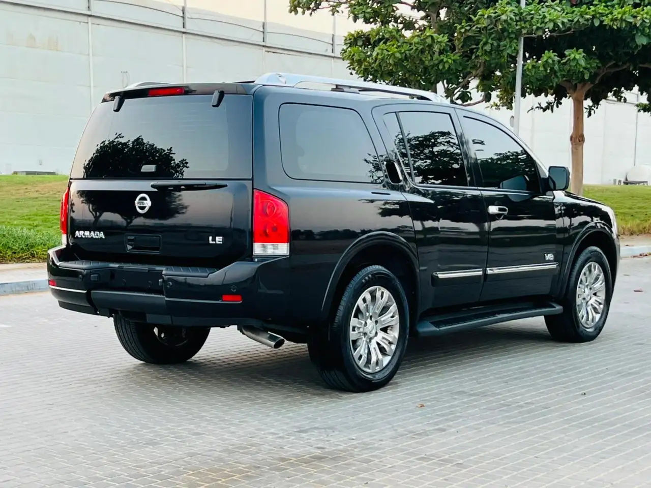 Nissan Armada 2015