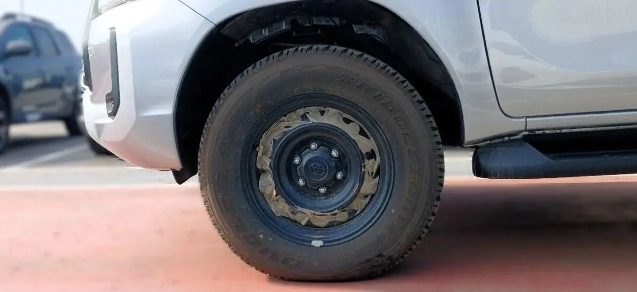 تويوتا هيلوكس 2025 2.4L