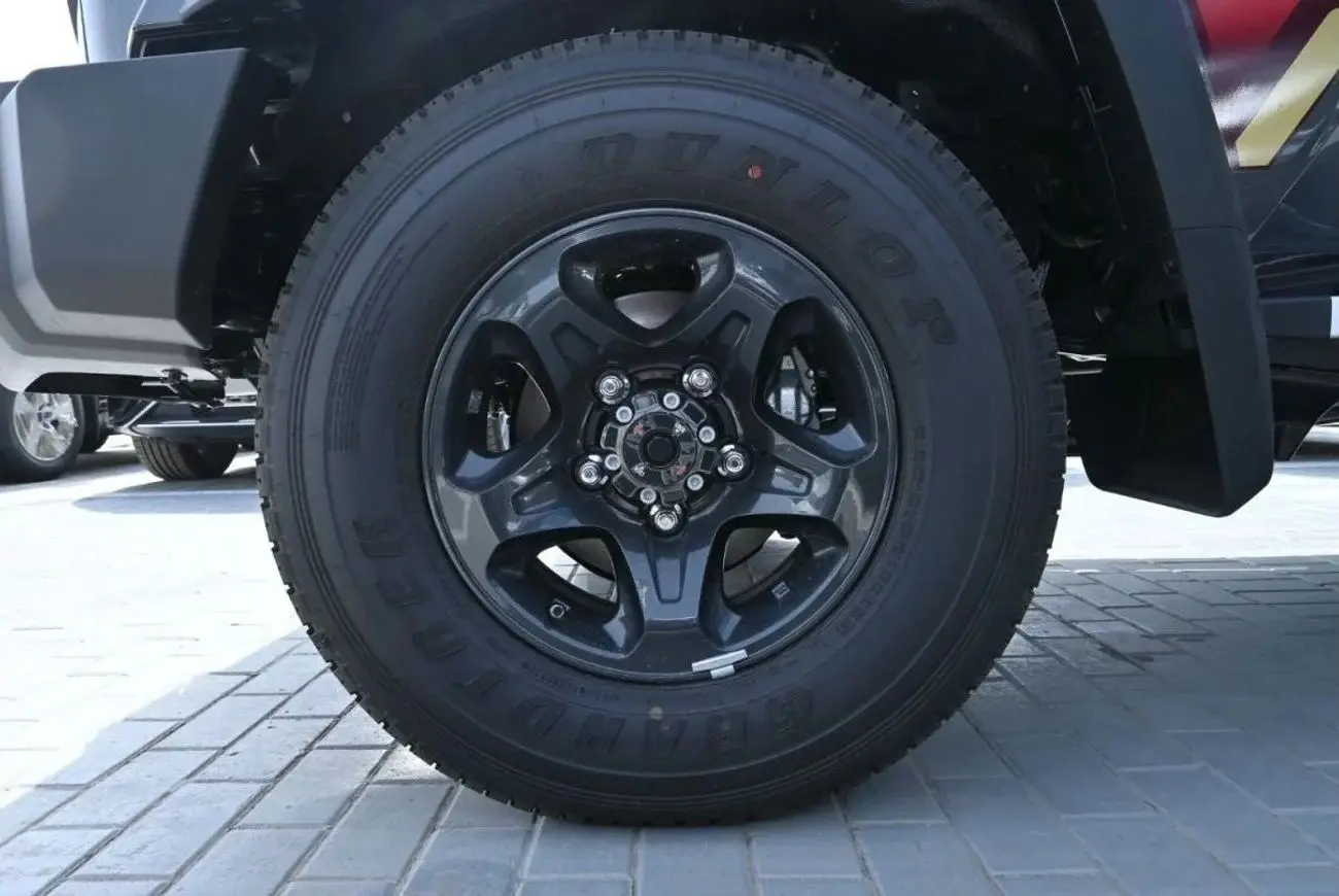 تويوتا لاند كروزر بيك آب 2024 4.5L