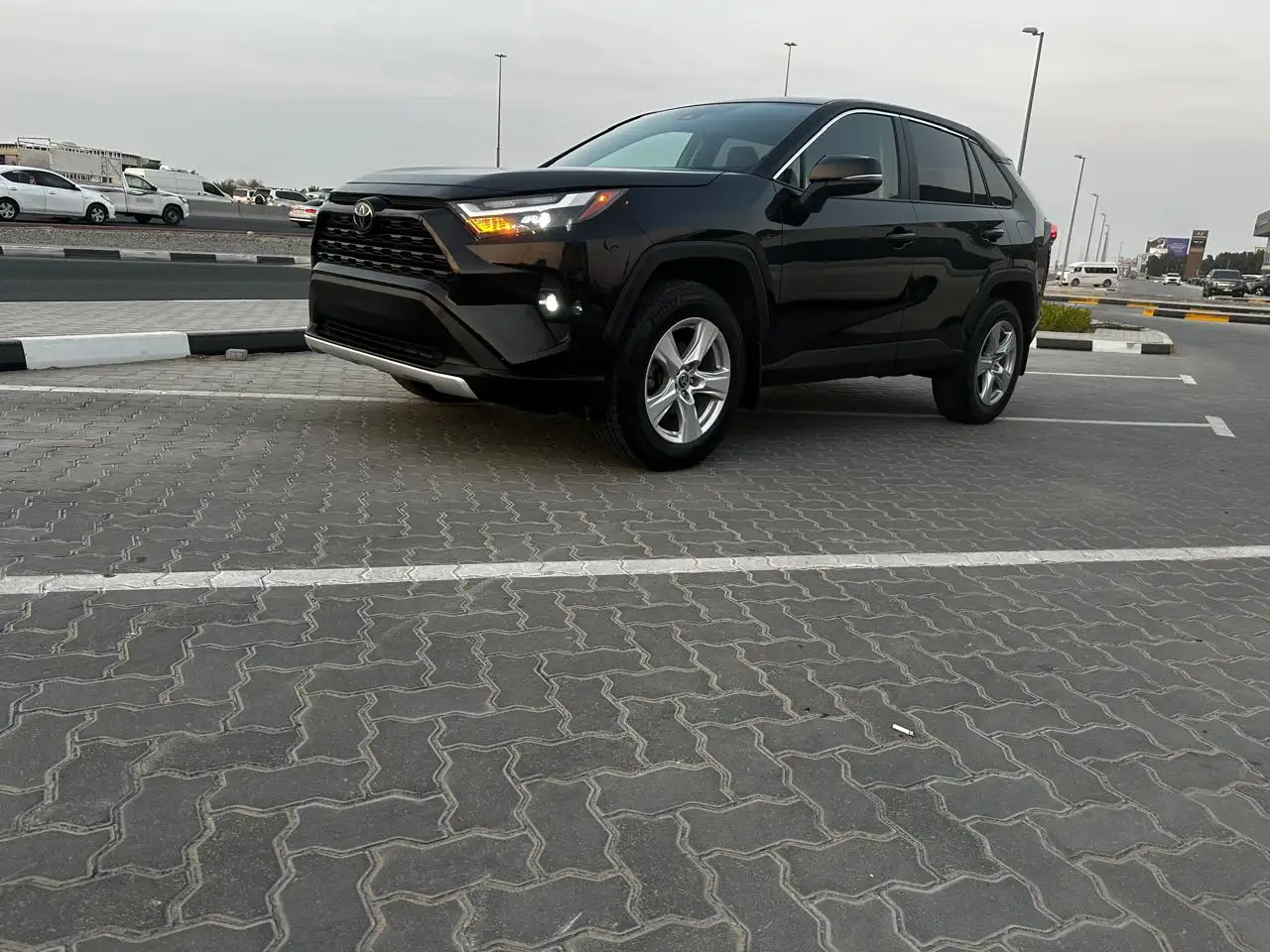 تويوتا راف ٤ 2024