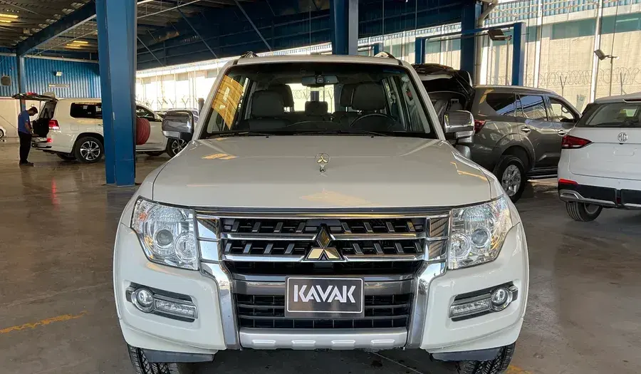 ميتسوبيشي باجيرو آي أو 2022