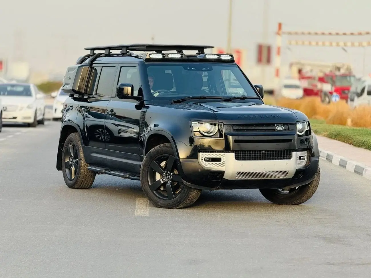 لاند روفر ديفندر 2022 2L