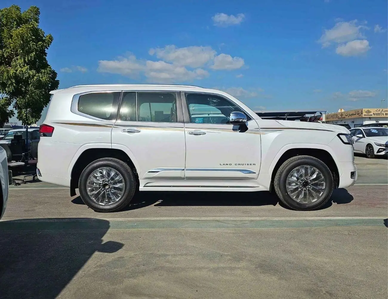 Toyota Land Cruiser 2024 3.3L