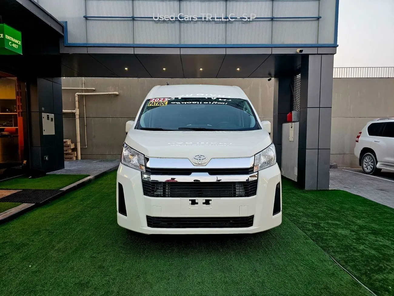 Toyota Hiace 2023 3.5L