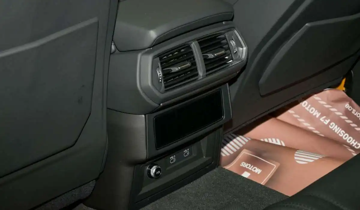 لامبورغيني اوروس 2024