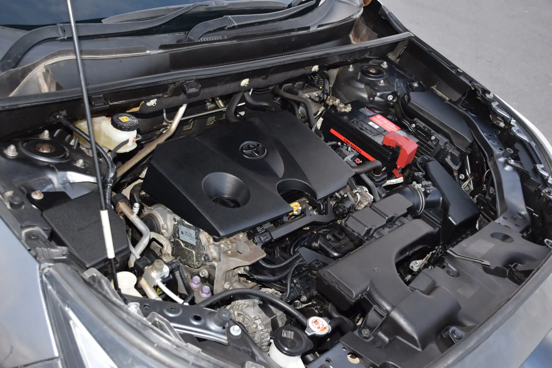 تويوتا راف ٤ 2020 2L