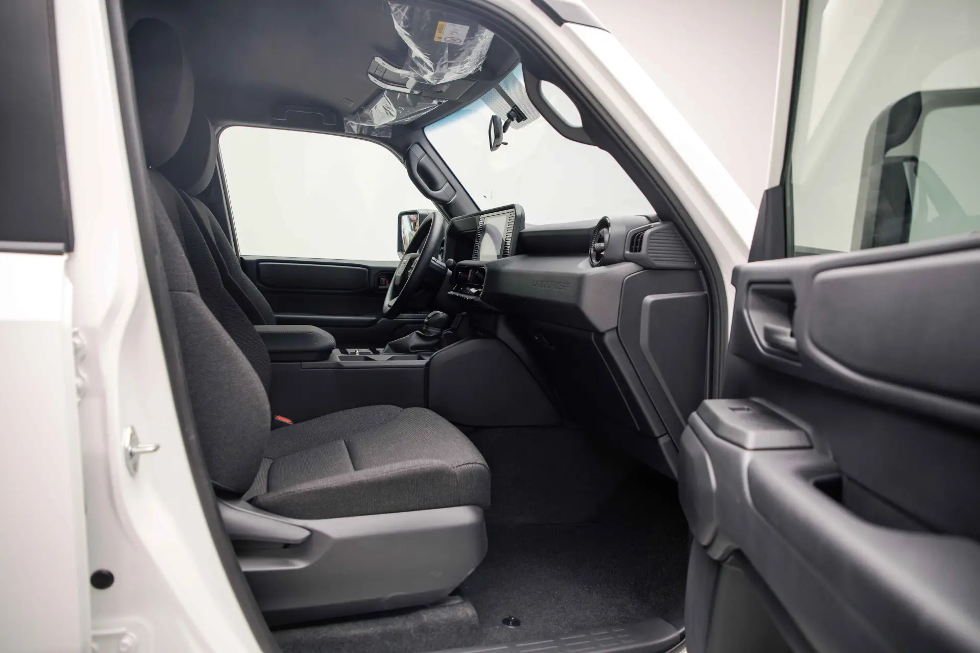 تويوتا برادو 2025 2.4L