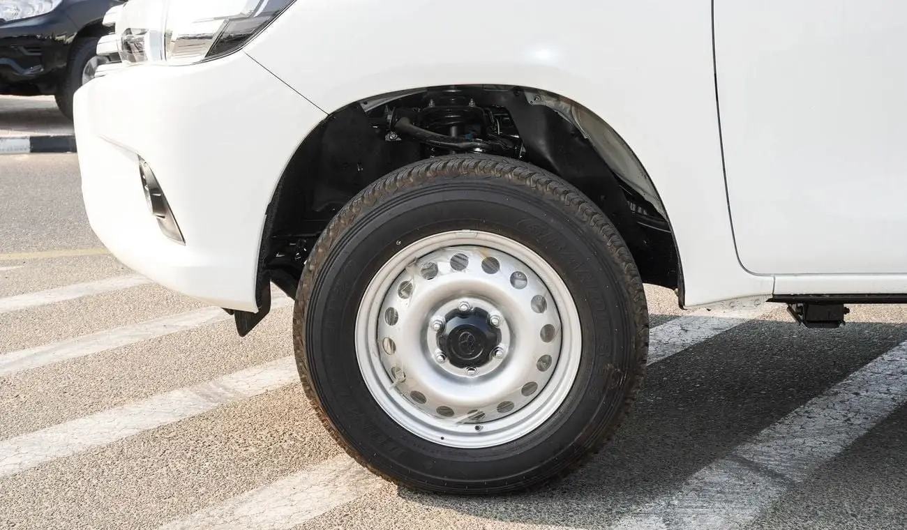 تويوتا هيلوكس 2025 2.4L