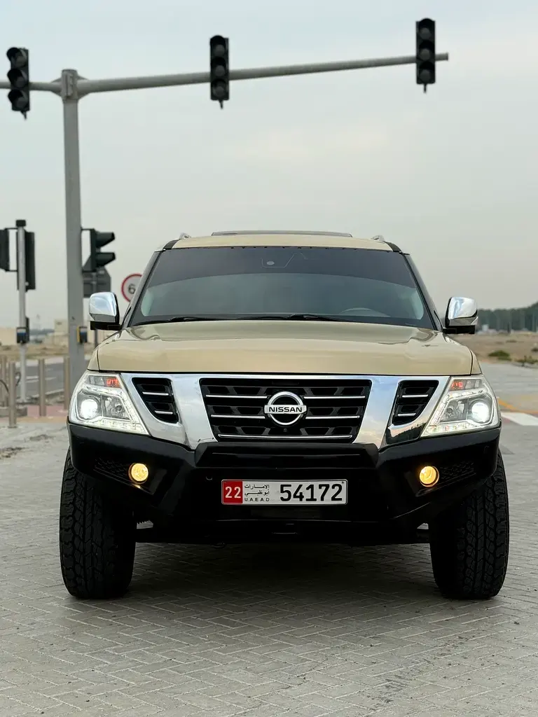 Nissan Patrol 2011 5.6L