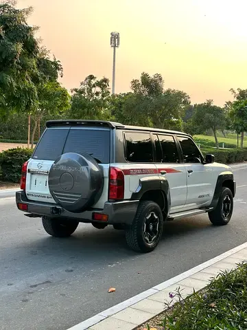 نيسان باترول سوبر سفاري 2018 4.8L