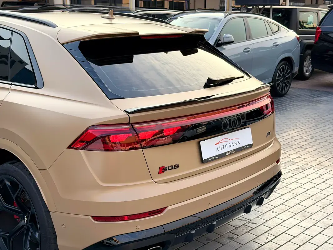 Audi SQ8 2024
