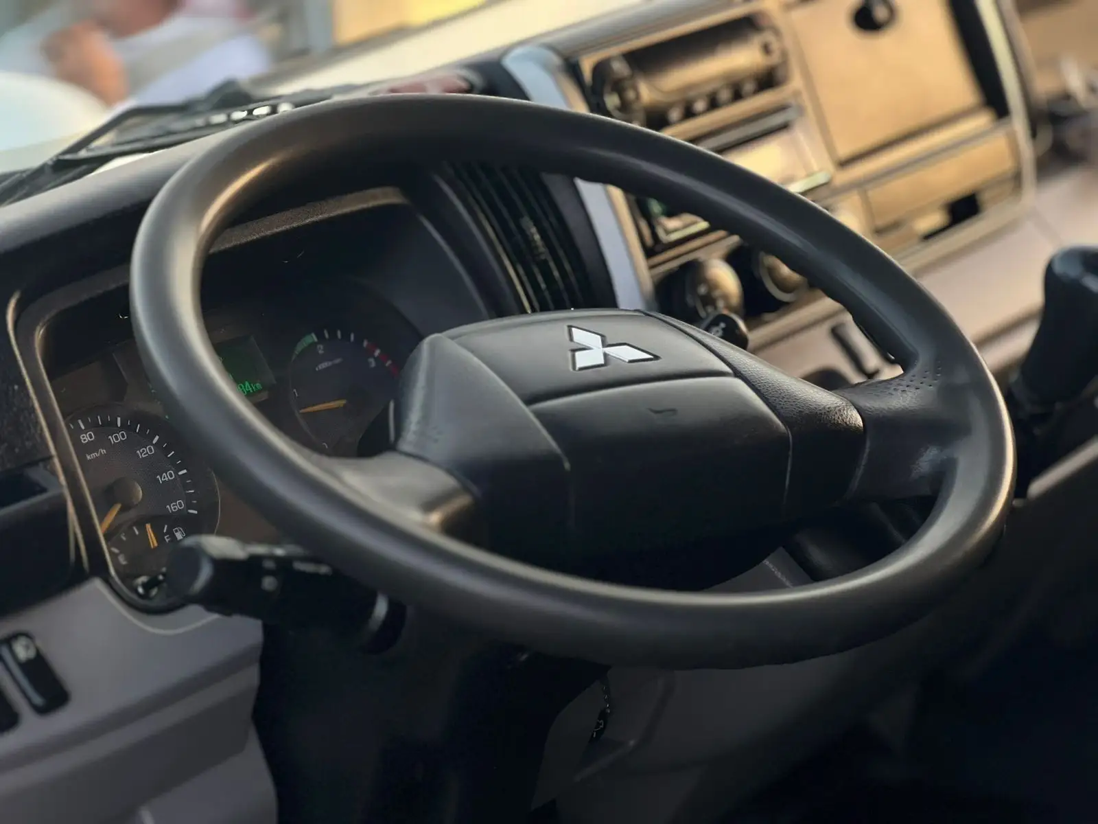 Mitsubishi Canter 2020