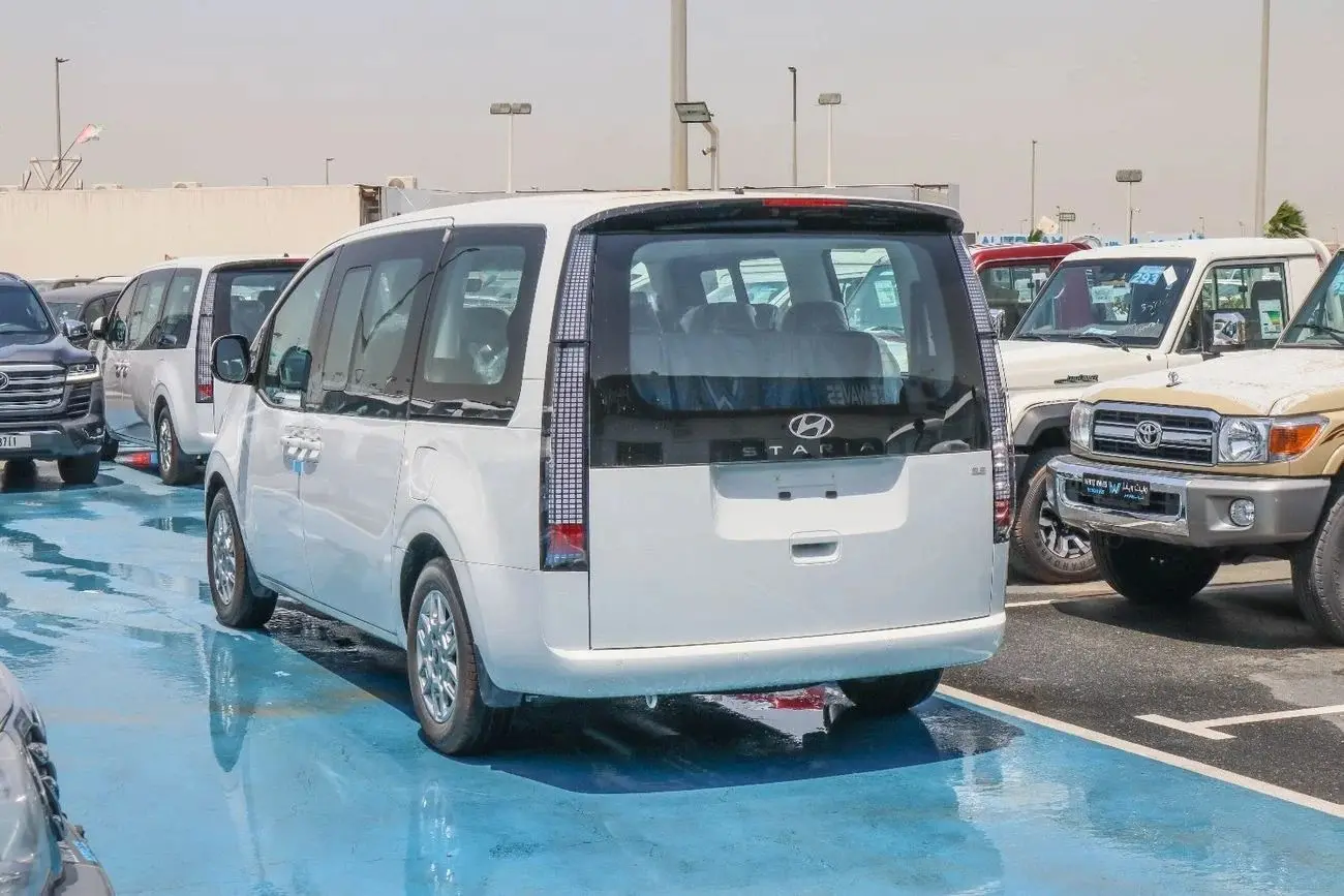 Hyundai Staria 2025