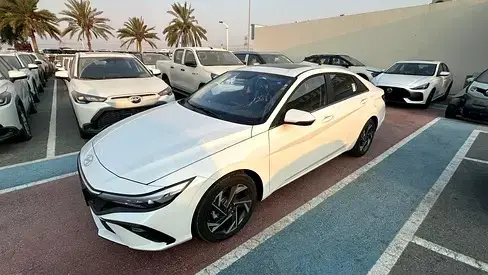 Hyundai Elantra 2025 1.5L