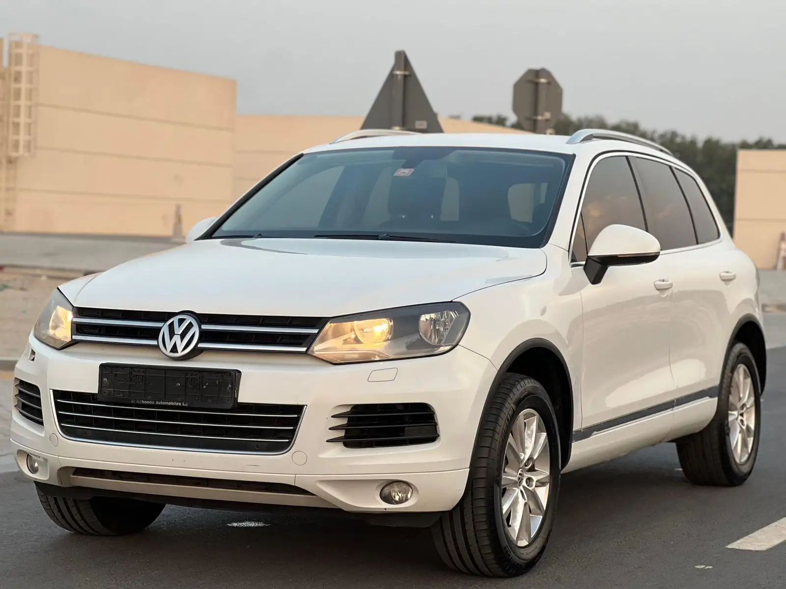 Volkswagen Touareg 2013 2300L
