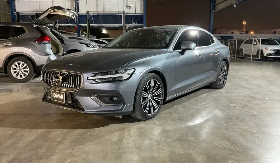 فولفو S60 2020 2L