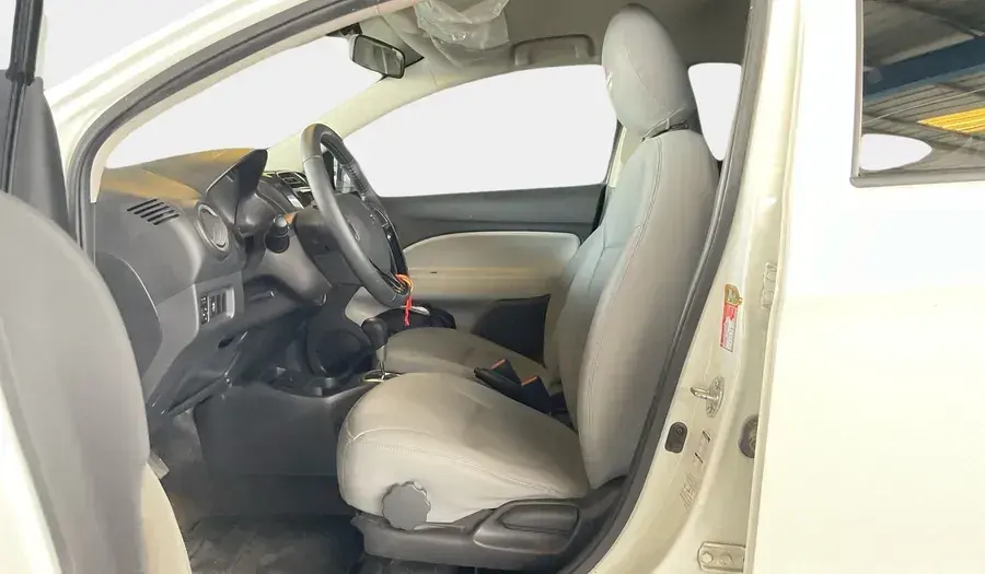 ميتسوبيشي اتراج 2023 1.2L