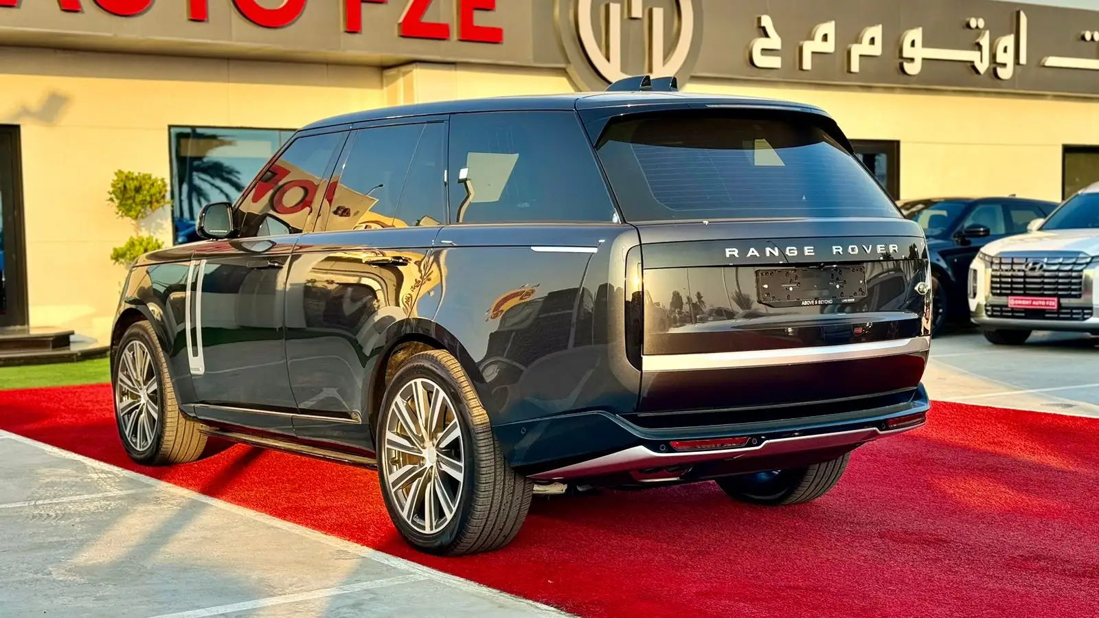 Land Rover Range Rover Vogue 2023 4.4L