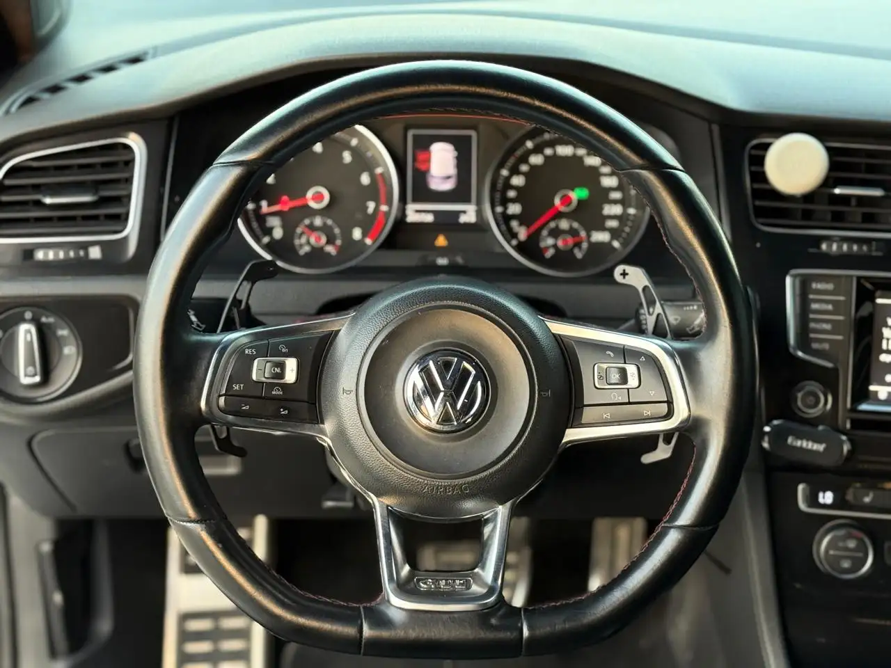 Volkswagen Golf R 2015 1.5L