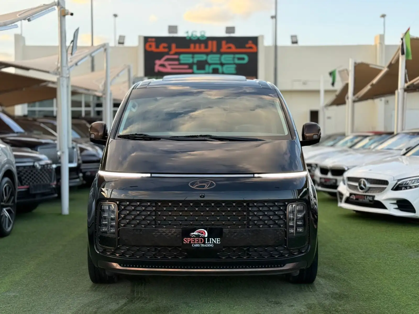 هيونداي ستاريا 2023