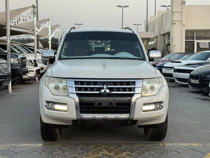 Mitsubishi Pajero 2016 3.6L