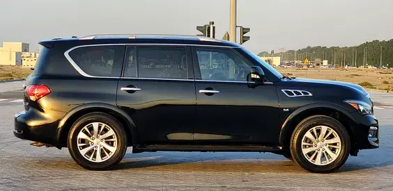 إنفينيتي QX80 2016