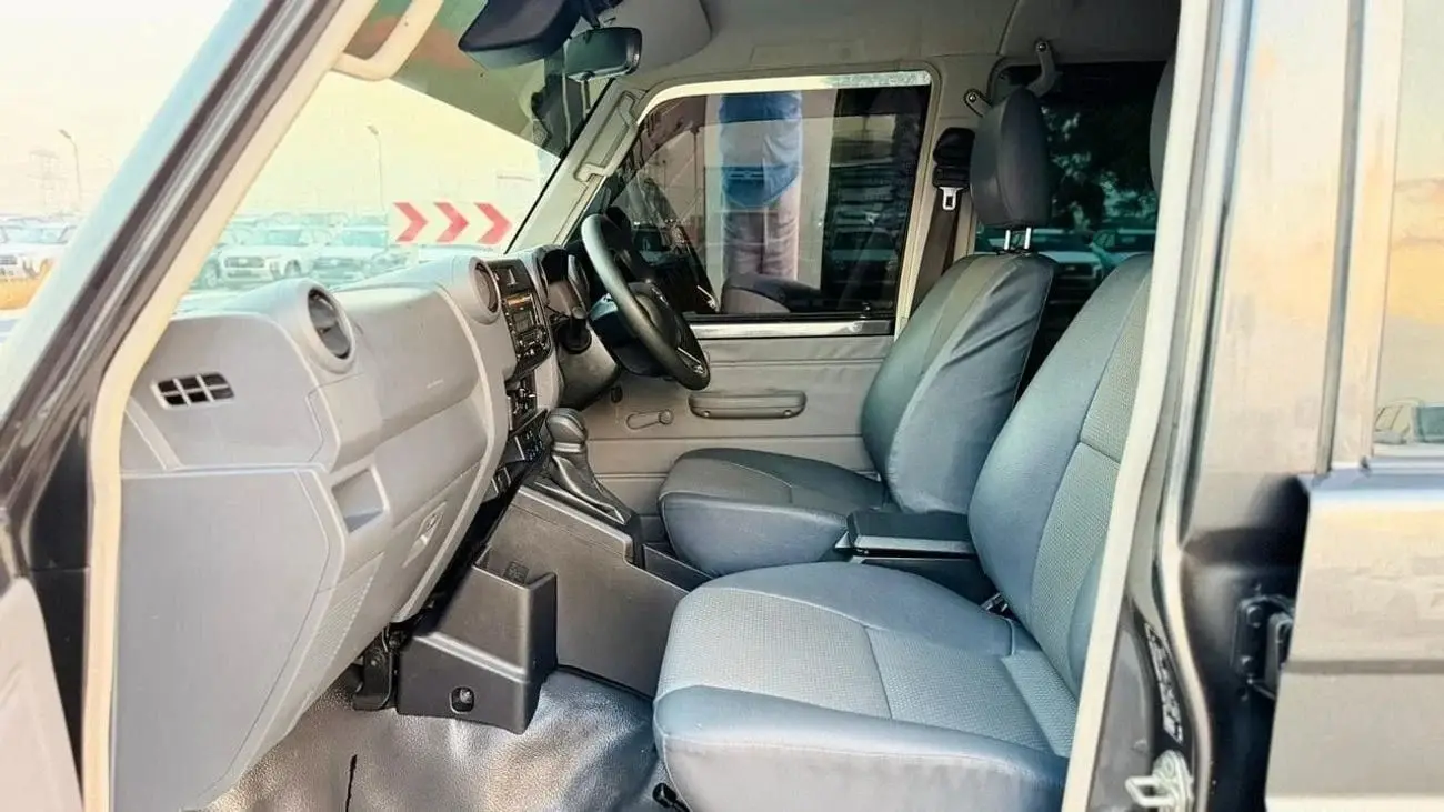 تويوتا لاند كروزر بيك آب 2024 2.8L