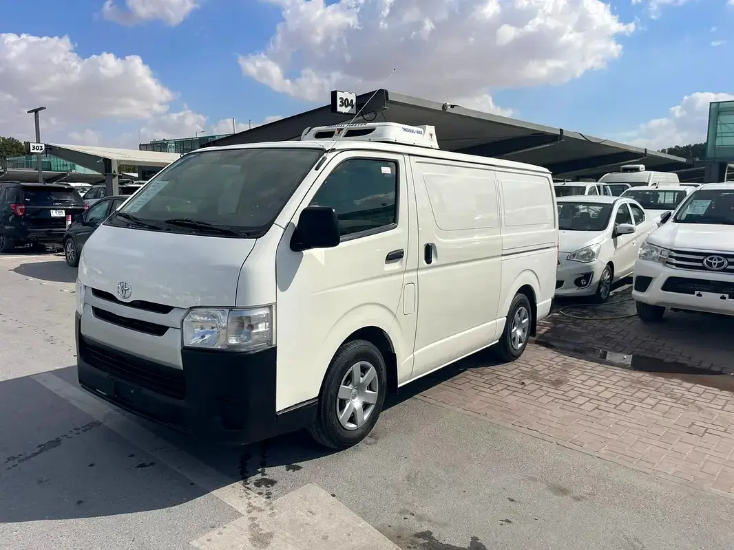 Toyota Hiace 2022 2.5L