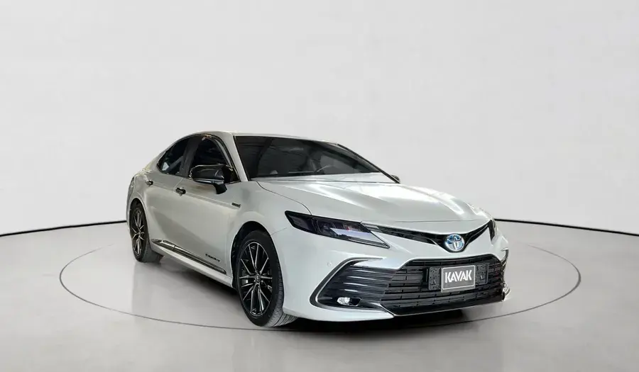 Toyota Camry 2024