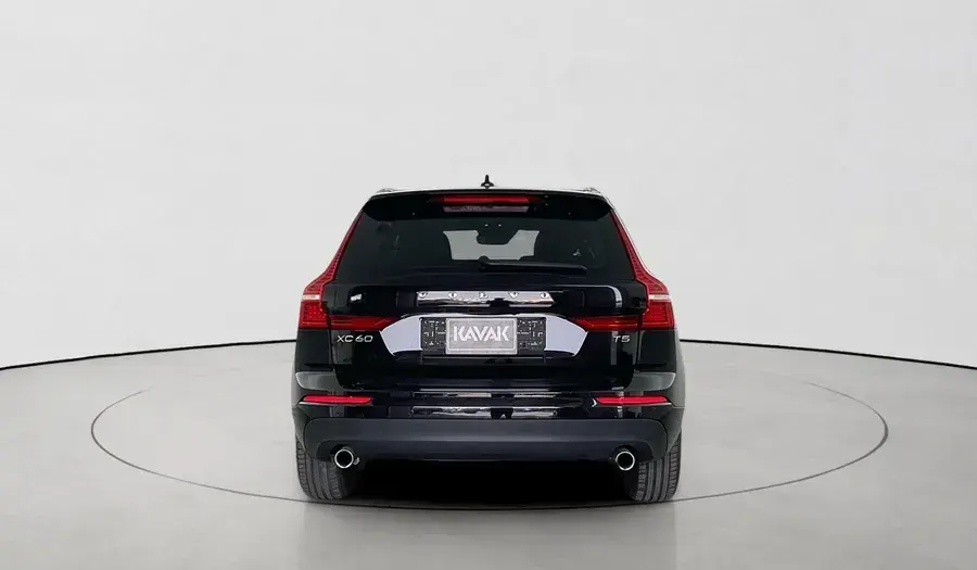 فولفو XC 60 2021