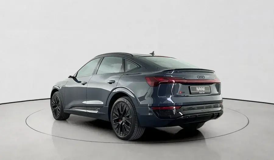 Audi Q8 2024