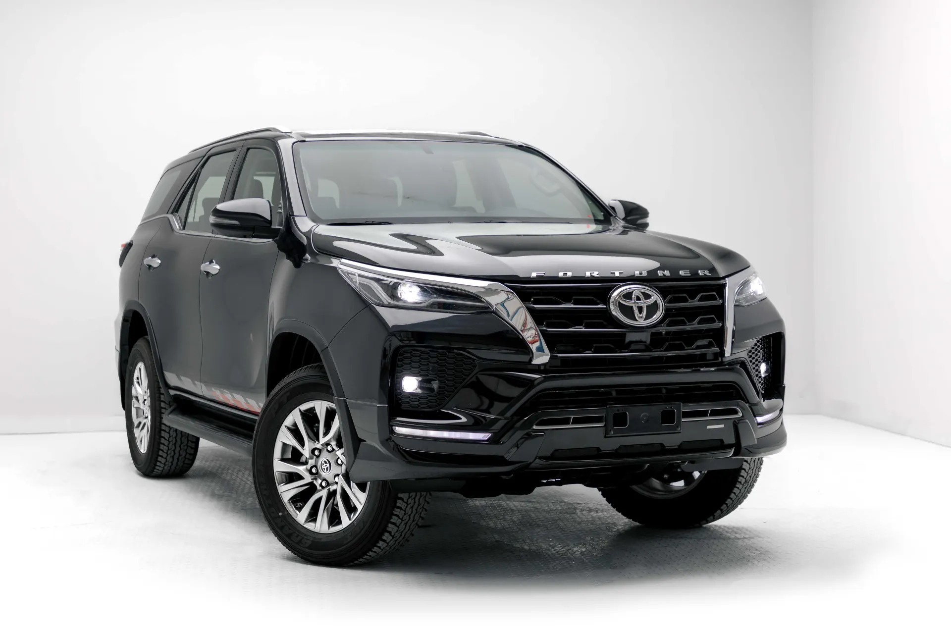 Toyota Fortuner 2026 4L