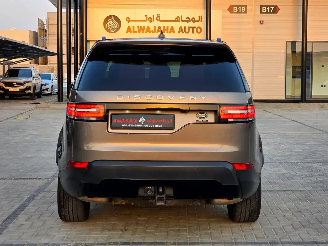 لاند روفر دسكفري 2018