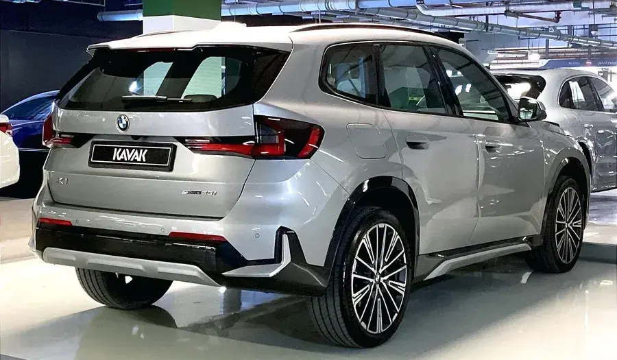 بي أم دبليو X1 2025