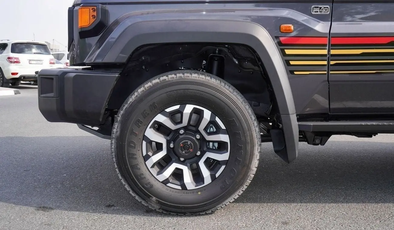 Toyota Land Cruiser 70 2025 4L