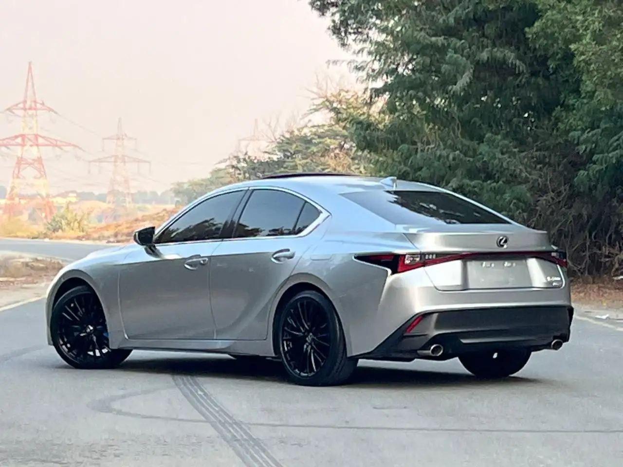 Lexus IS 2023
