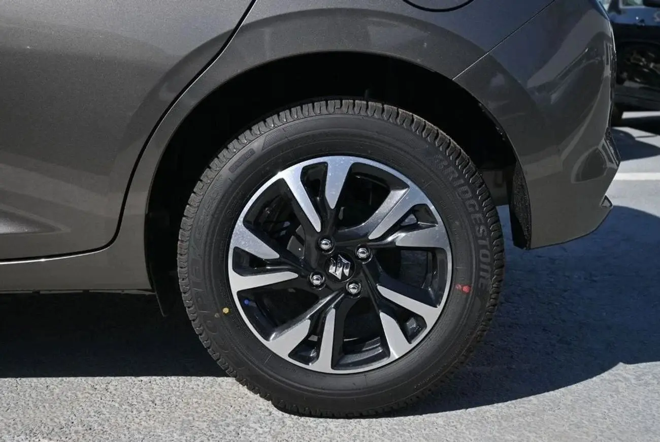 سوزوكي سويفت 2025 1.2L