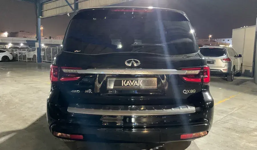 إنفينيتي QX80 2024 5.6L