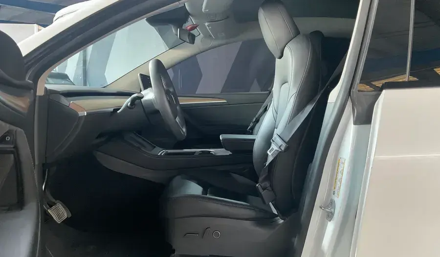 Tesla Model Y 2022 undefinedL