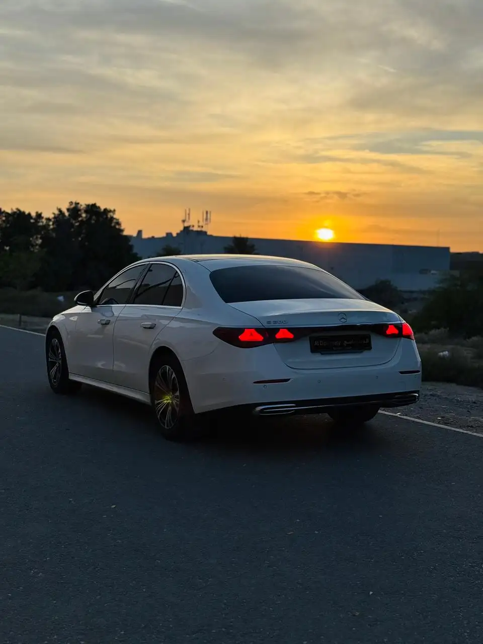 مرسيدس بنز E Class 2024 2L