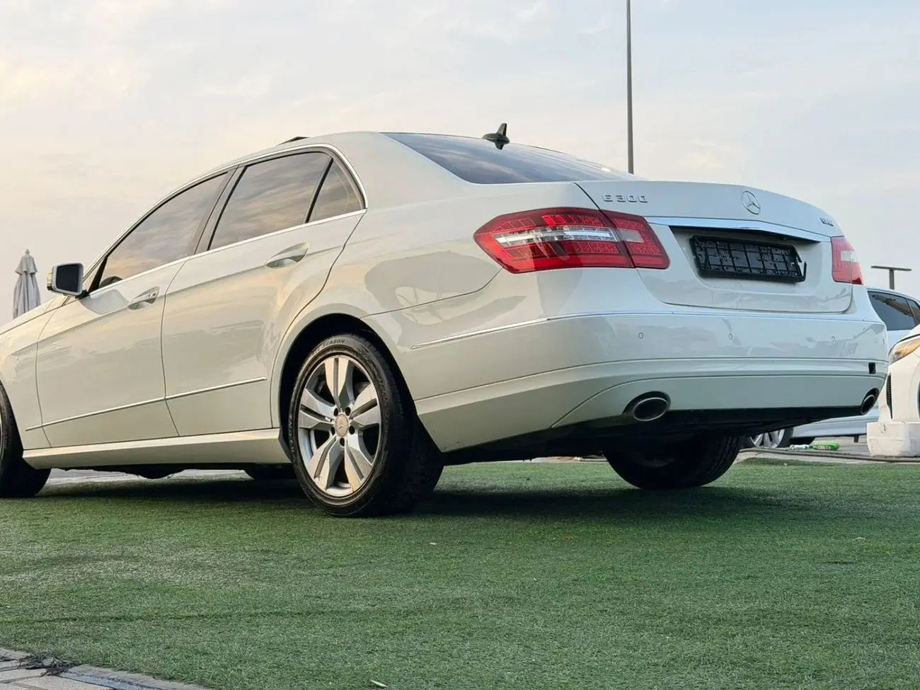 مرسيدس بنز E Class 2011