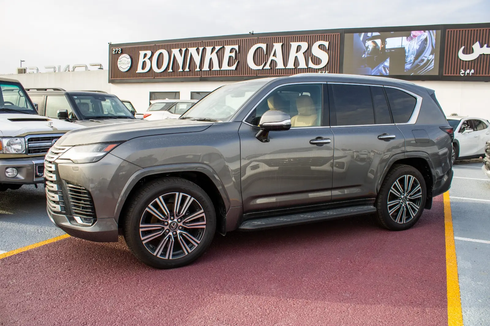 لكزس LX 2025 3.5L