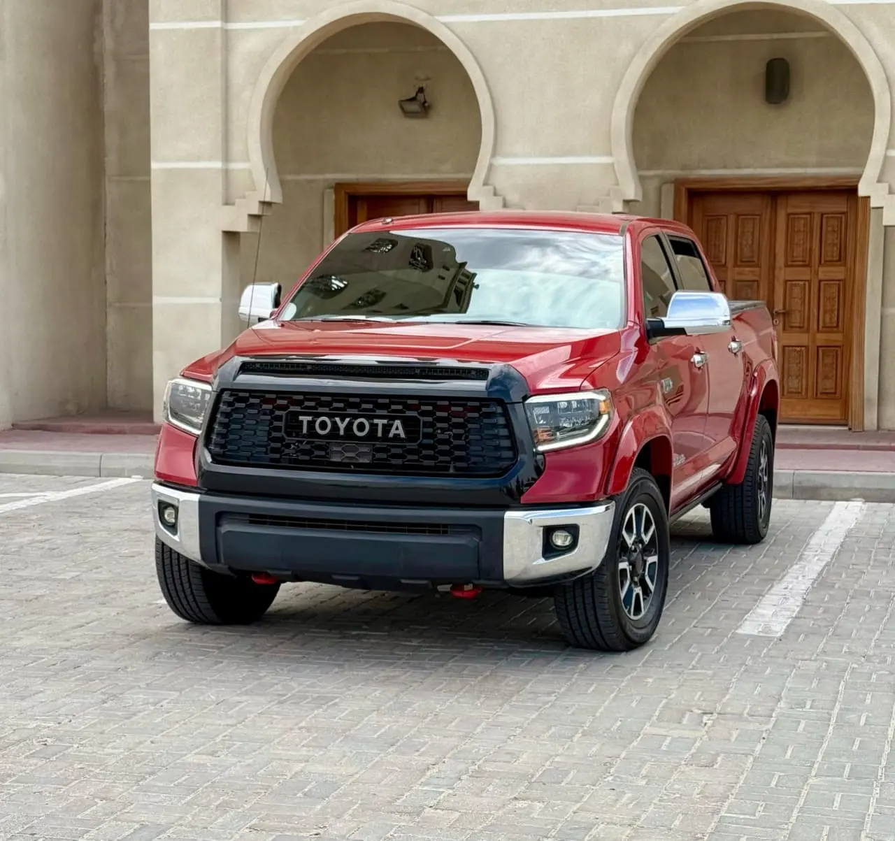 تويوتا تاندرا 2018 5.7L