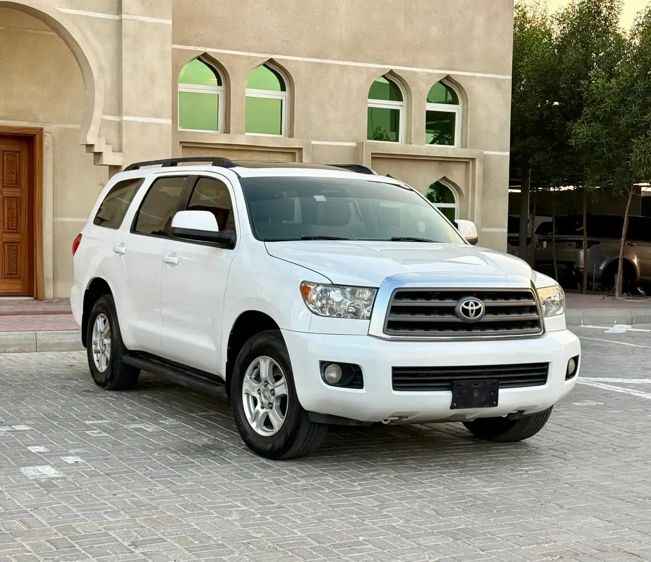 تويوتا سيكويا 2014