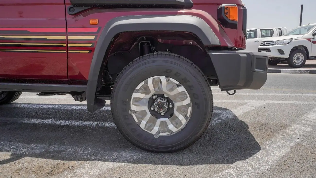 Toyota Land Cruiser 70 2025 4L