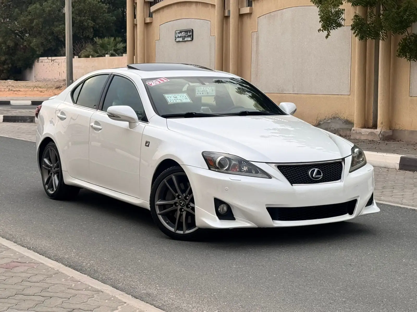 Lexus IS 2011