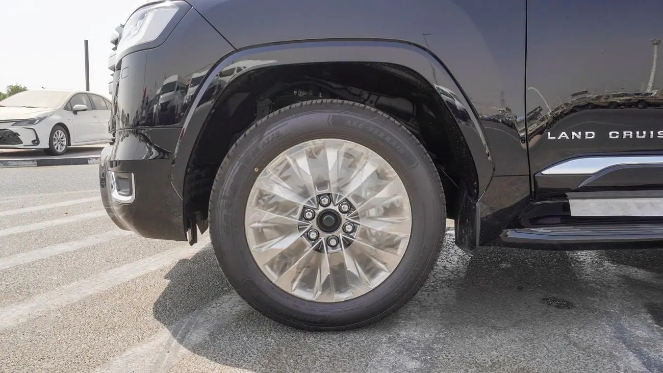 تويوتا لاند كروزر 2025 3.5L