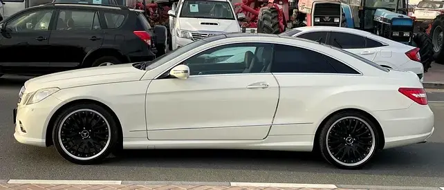Mercedes Benz E Class 2010 3L
